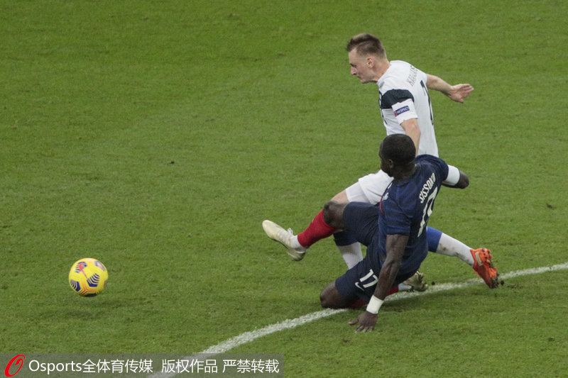法国0-0战平芬兰，遭遇阻击！
