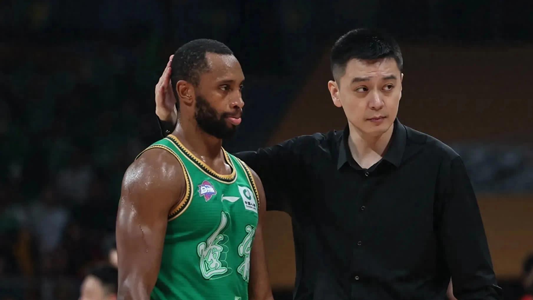 爱游戏在线-包含胜局已定！实力强劲球队笑傲赛场的词条