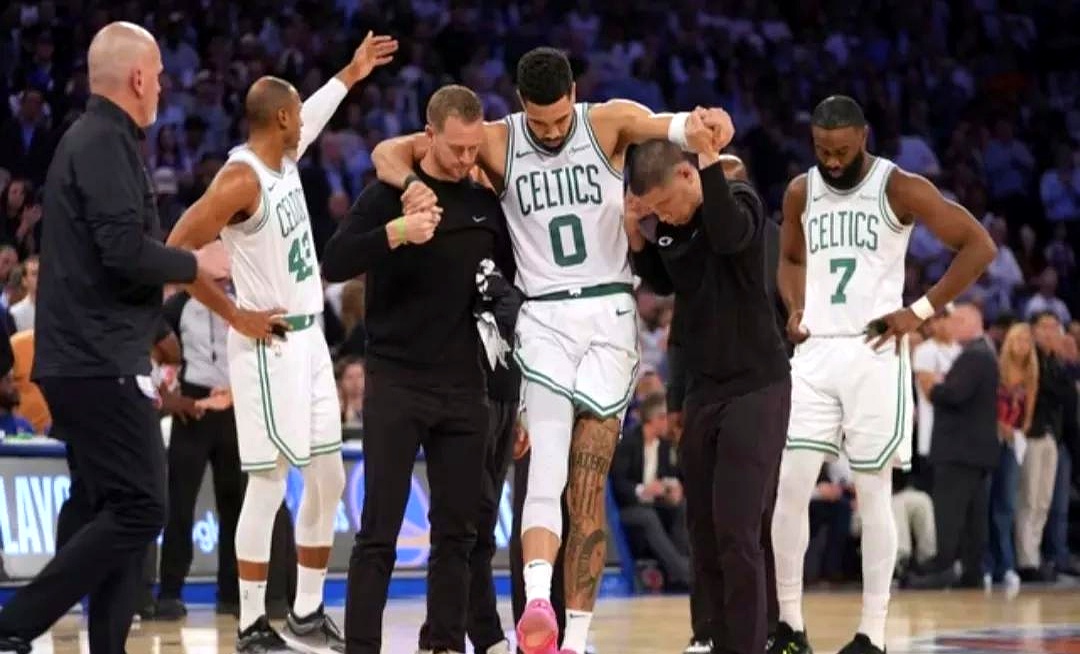 爱游戏官网-凯尔特人不敌魔术，塔图姆24分