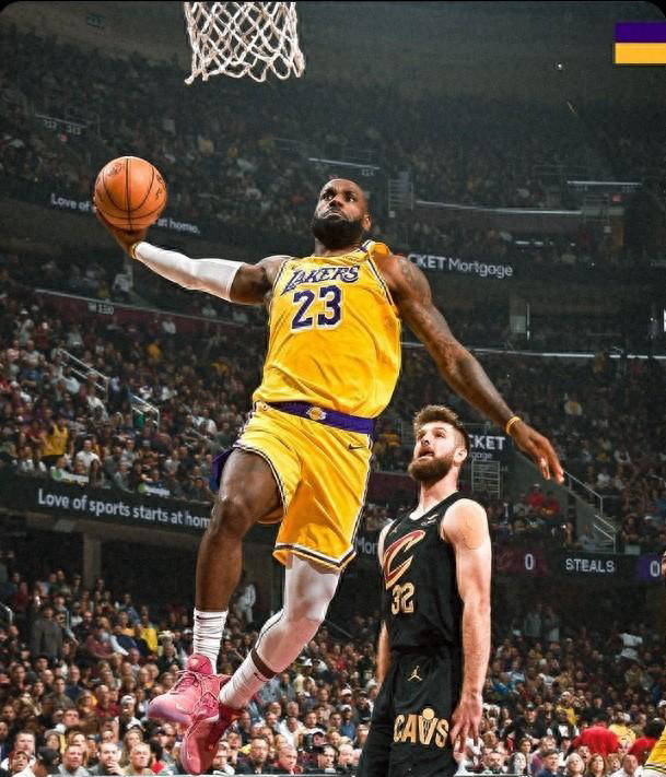 76人惨败湖人,失利暴露内线缺陷 76人惨败湖人,失利暴露内线缺陷