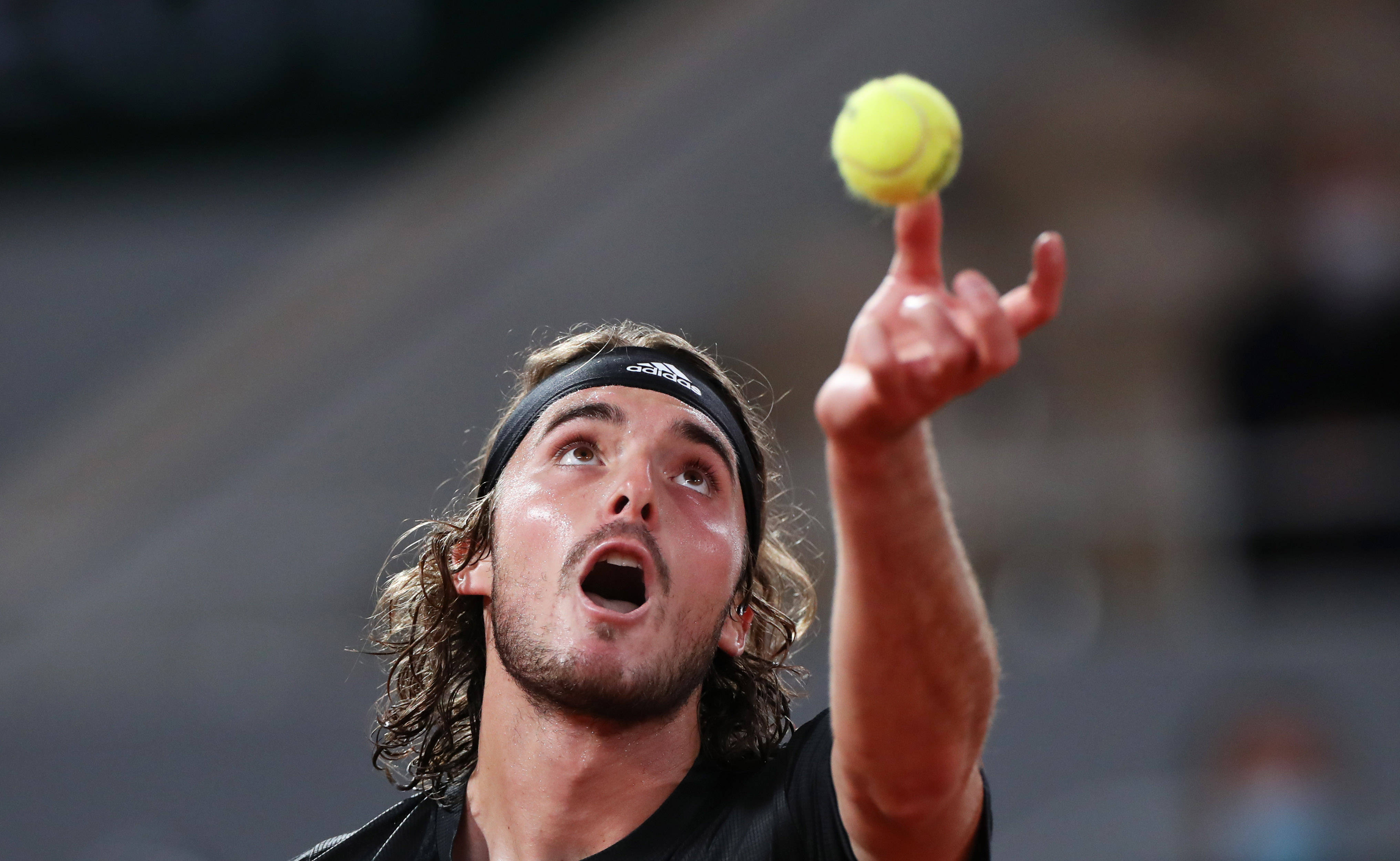 爱游戏-关于西班牙网球队绝杀法国网球队，西西帕斯完成帽子戏法的信息