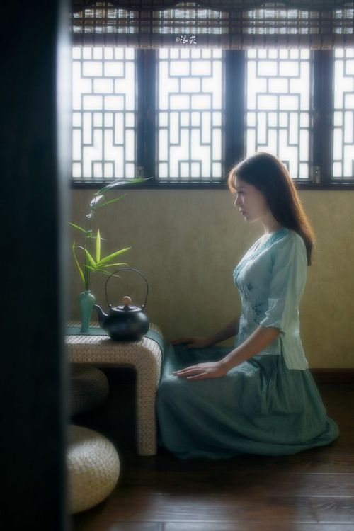 星辰与齿轮，当山西的坚韧照亮哈利伯顿的接管之夜