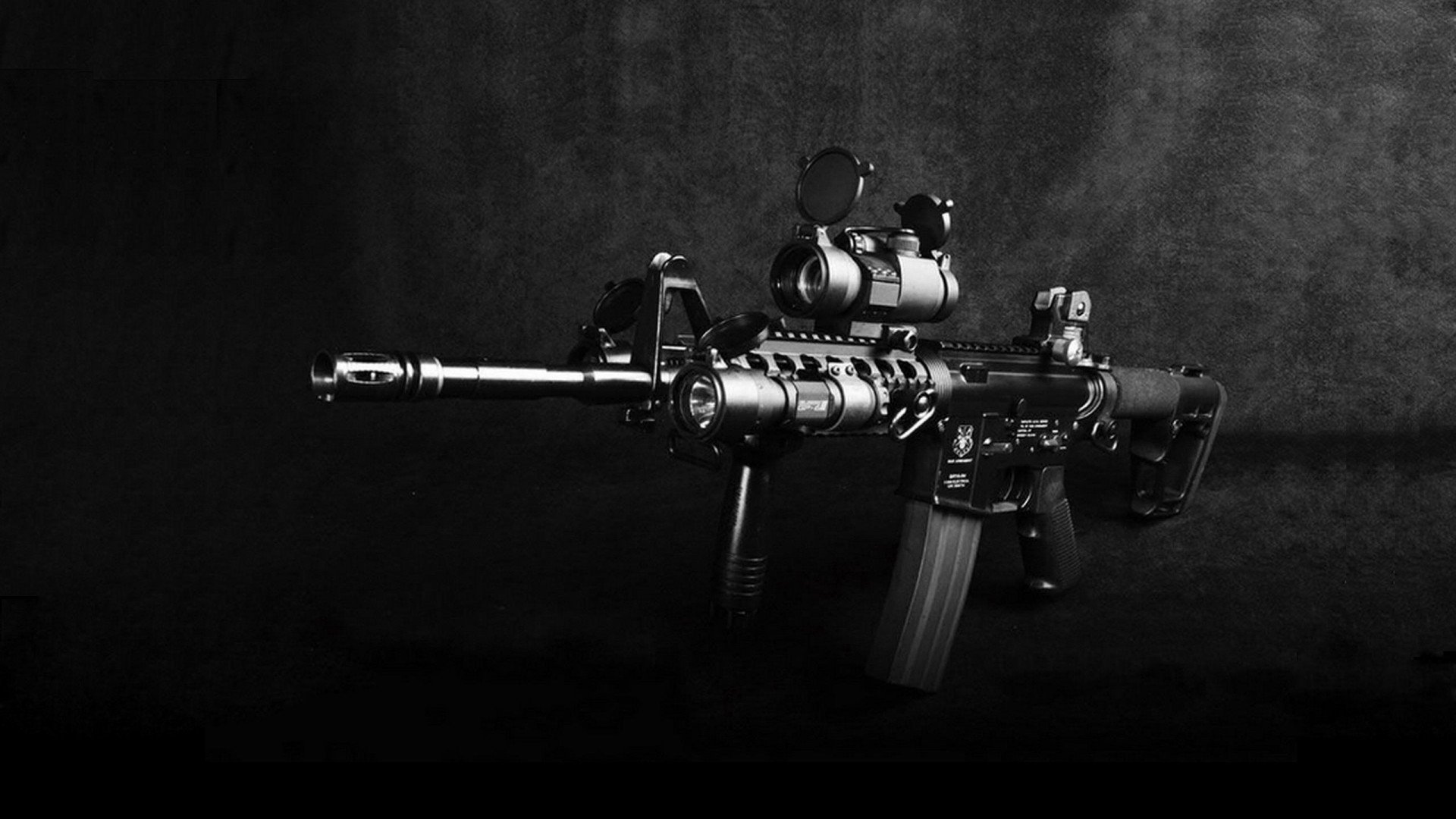 雪原巨兽与钢铁防线之间，浓眉是撕碎一切规则的那把刀