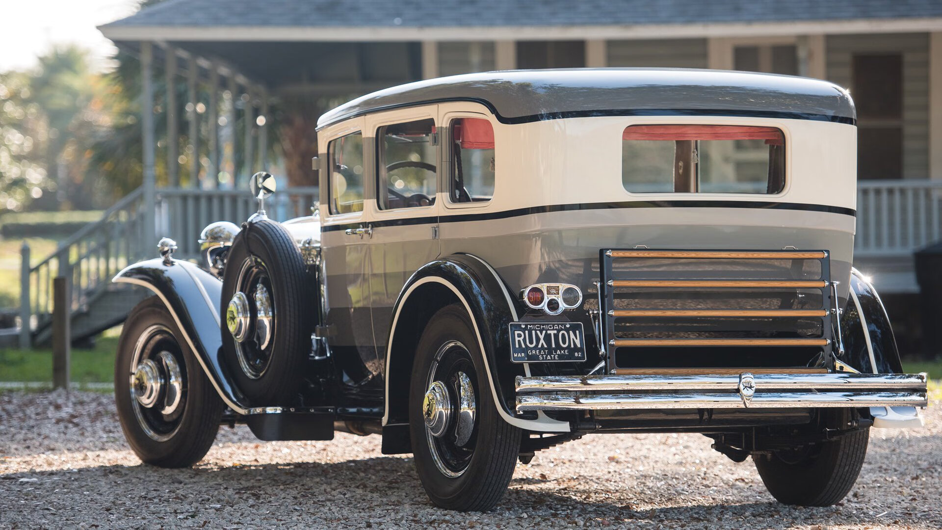 从突尼斯打穿马赛，到富安健洋在意甲接管比赛，现代足球的防守革命与亚洲力量