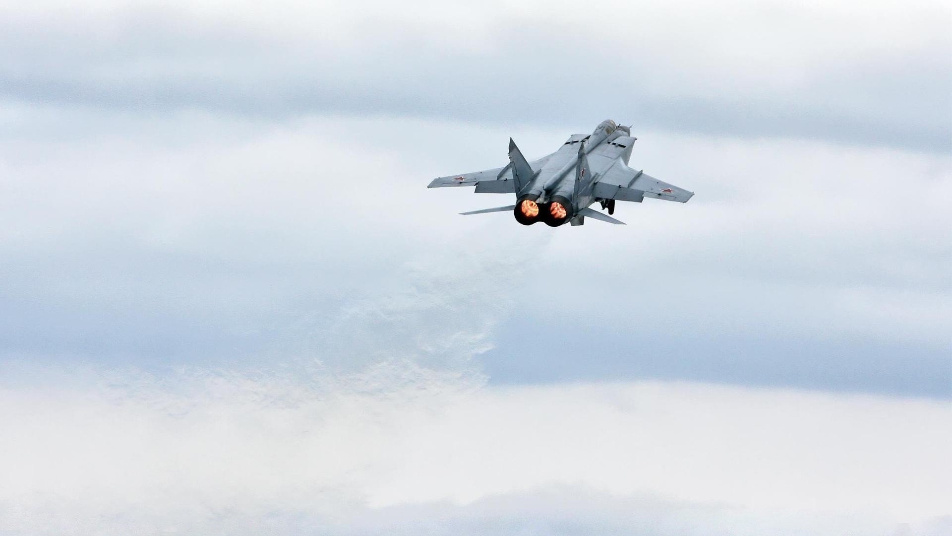 希腊重锤轰塌东北虎！字母哥爆发助山西赢下生死战